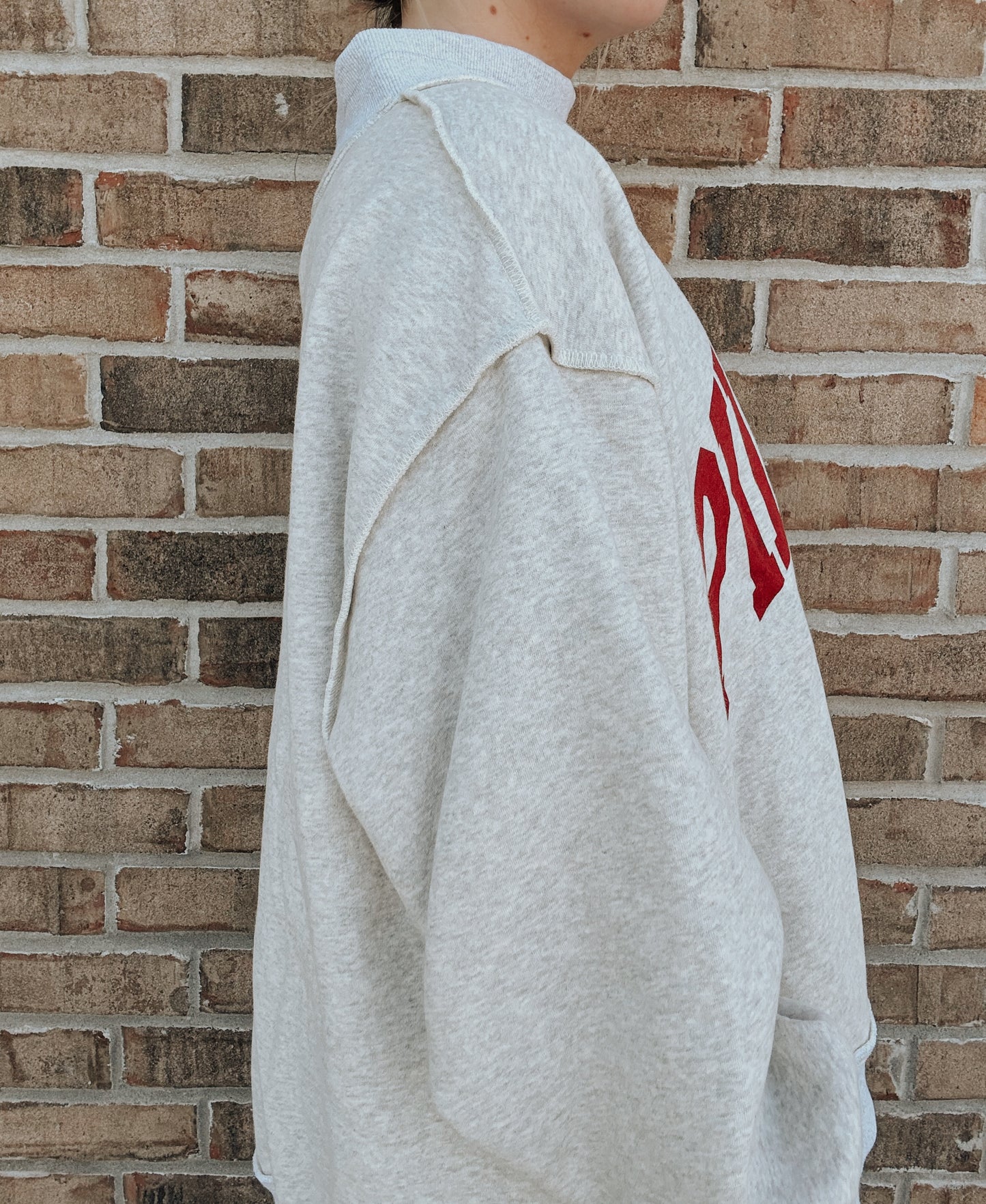 THE DAILY FLOW REVERSIBLE SWEATSHIRT