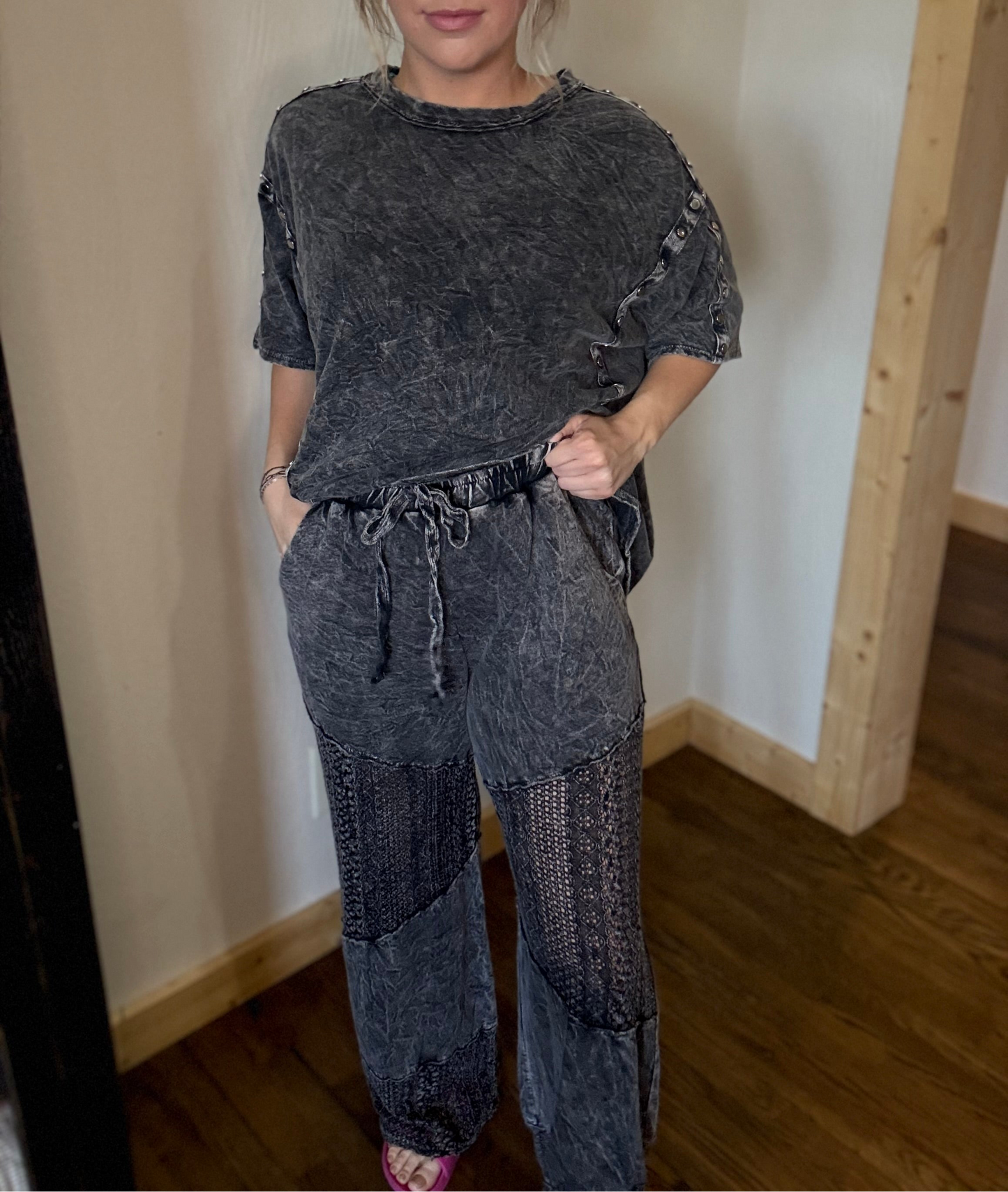 THE BLACK DAHLIA LOUNGE PANT
