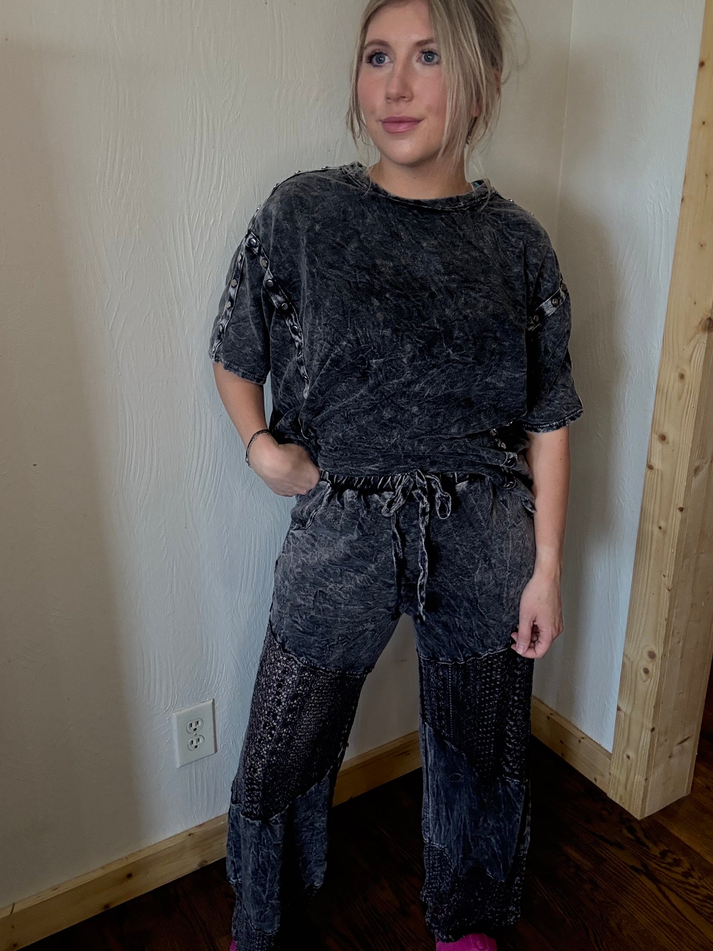 THE BLACK DAHLIA LOUNGE PANT