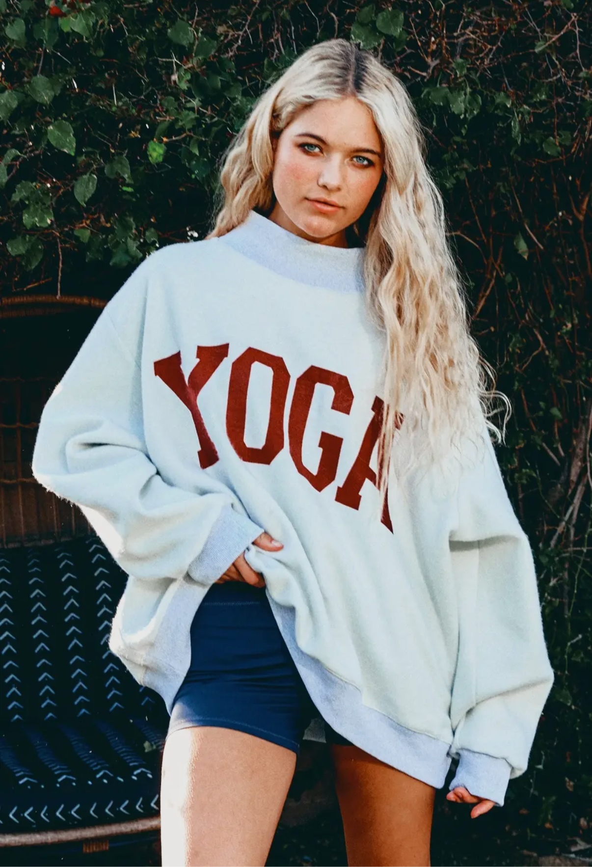 THE DAILY FLOW REVERSIBLE SWEATSHIRT