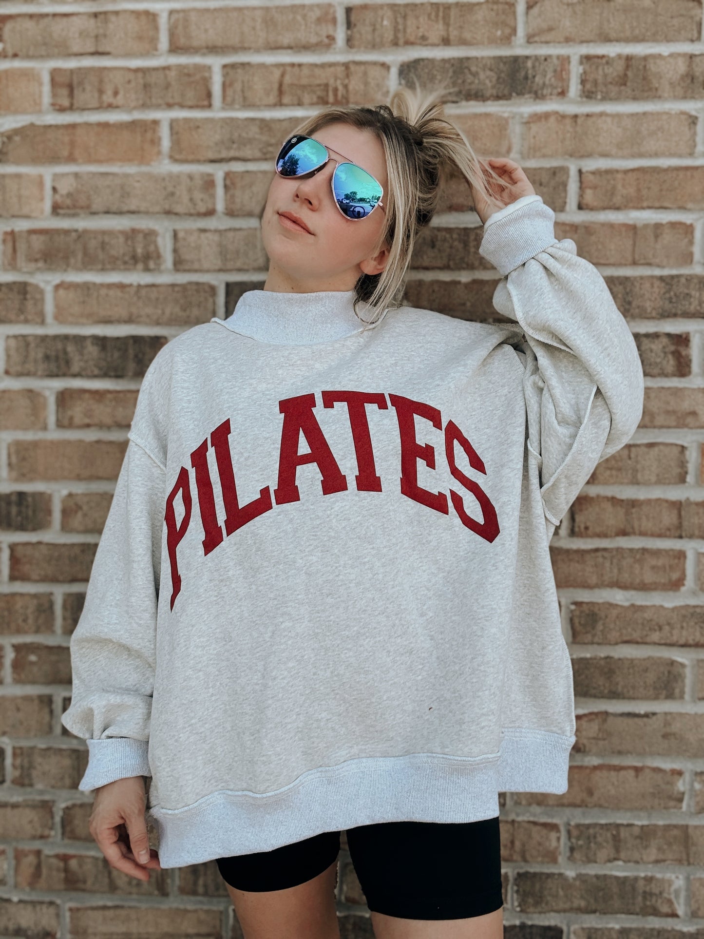 THE DAILY FLOW REVERSIBLE SWEATSHIRT