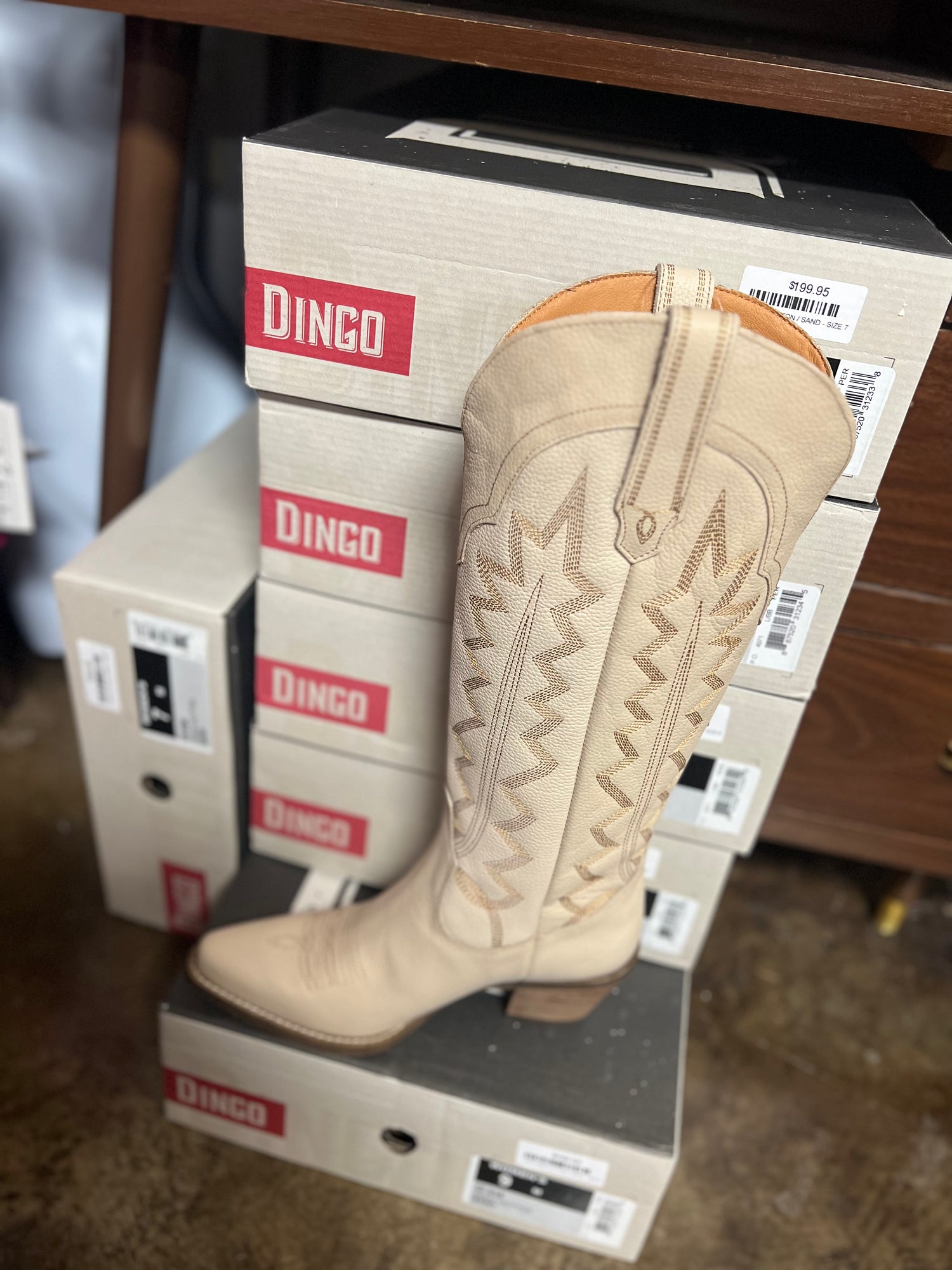BOOTS
