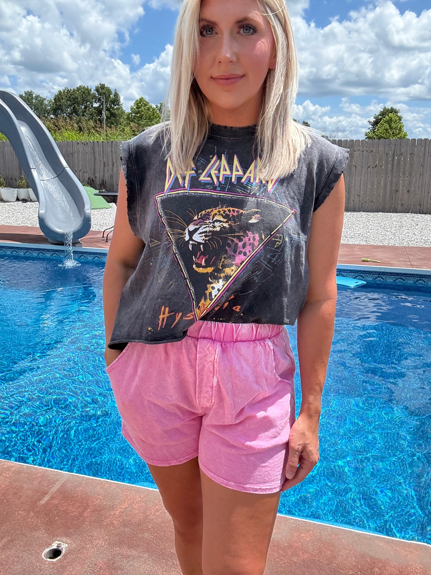 BUBBLEGUM BURST SHORTS