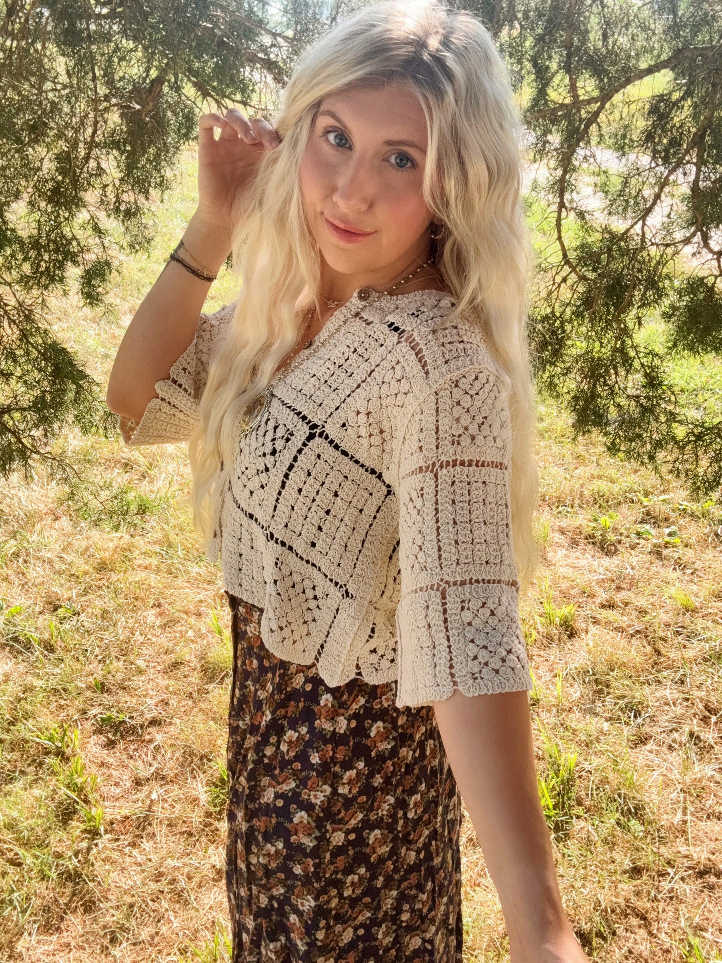 BOHO SQUARES CARDI