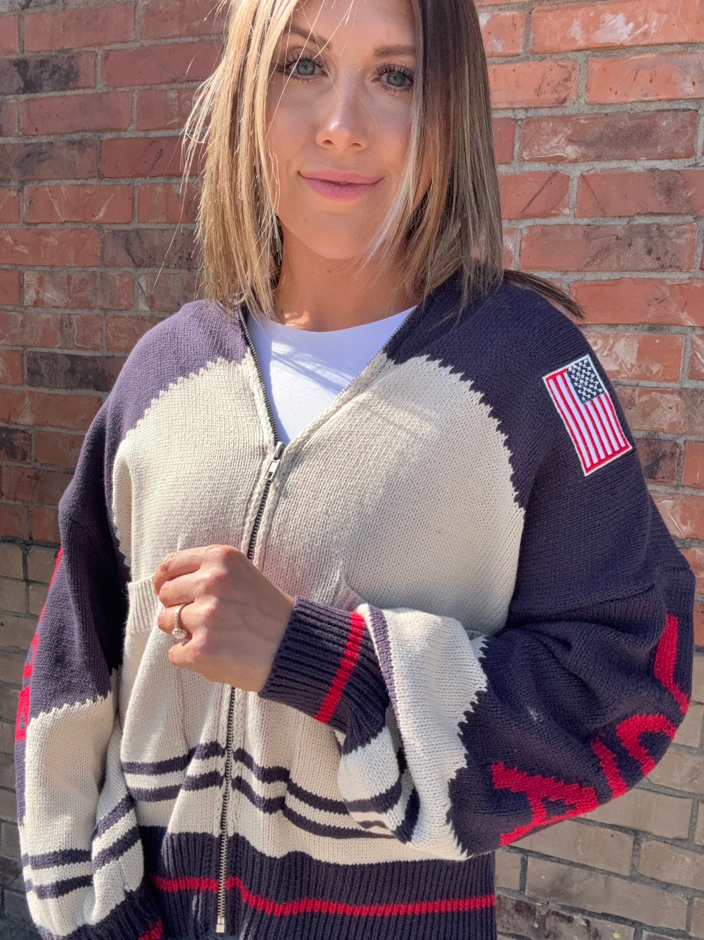 USA Zip Up