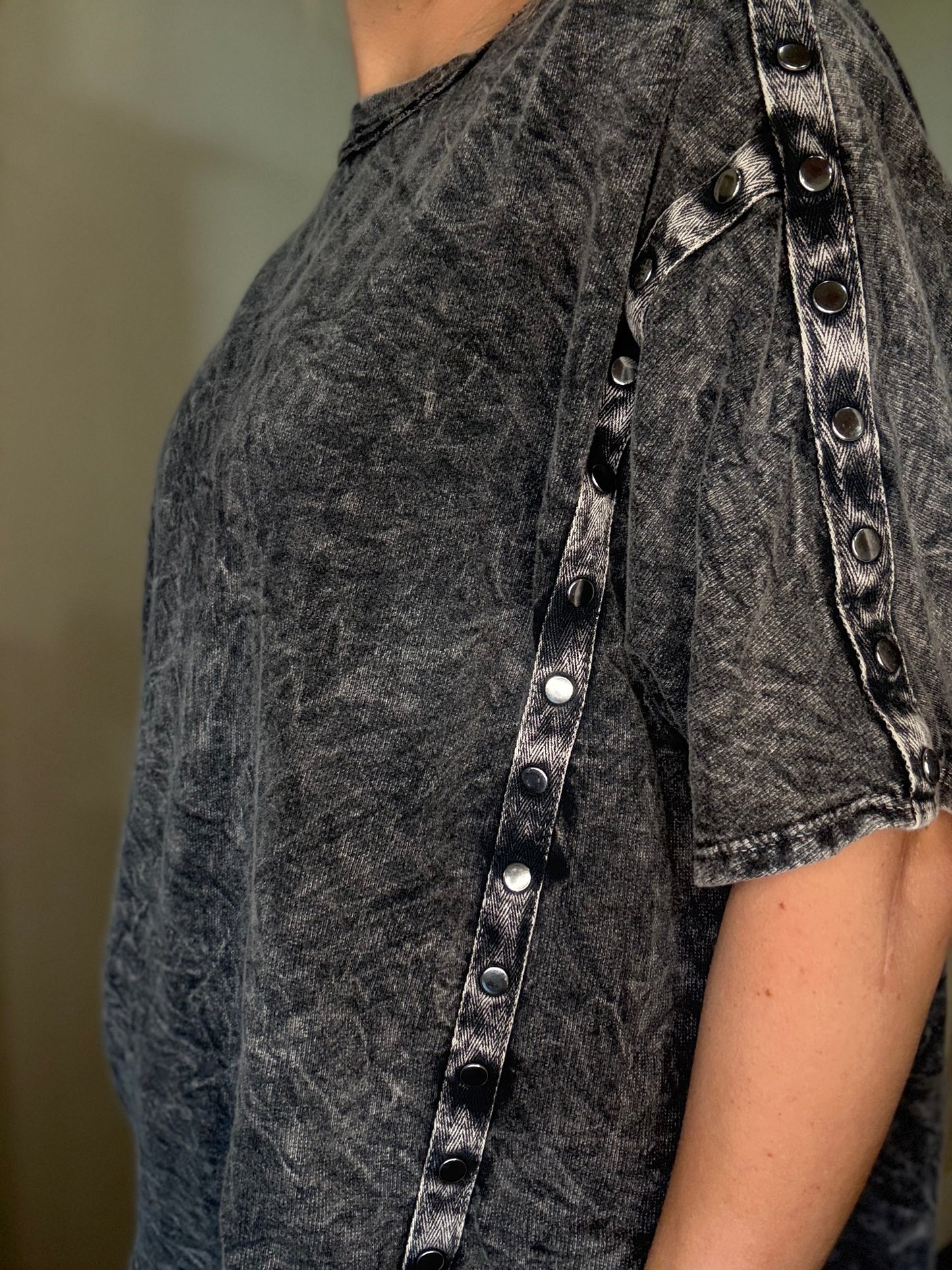 THE BLACKOUT TEE