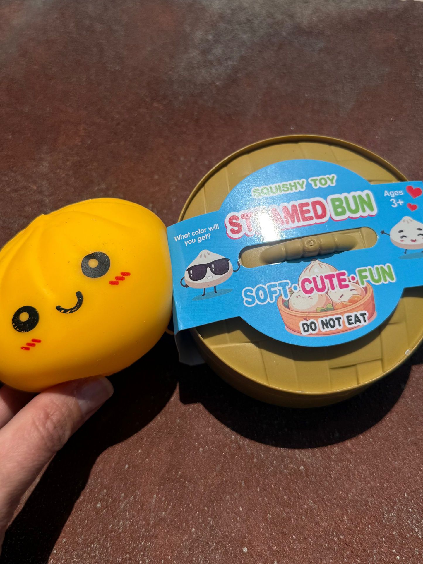 Steamed Bun Squishy – Solid Mystery Color