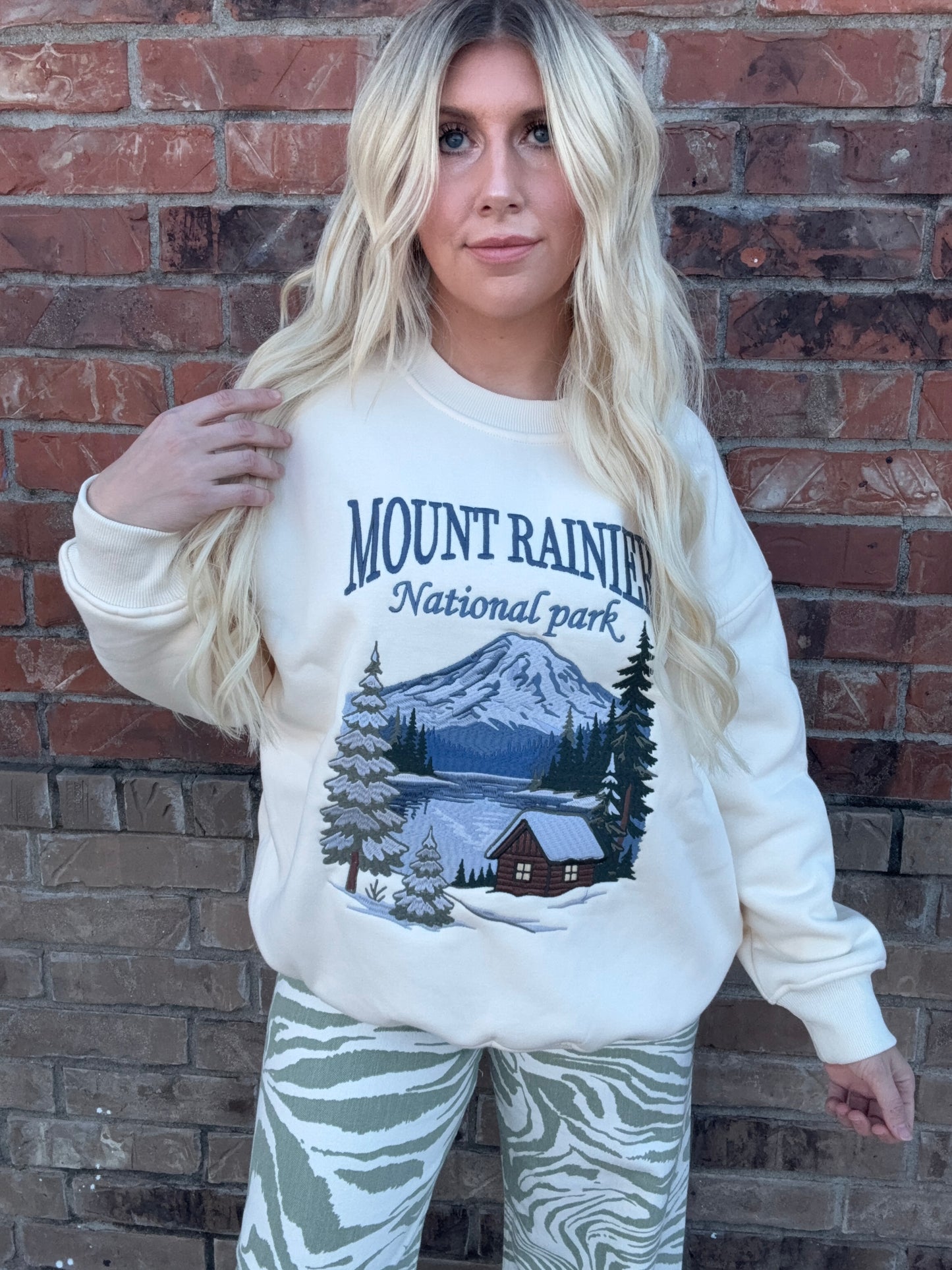 MOUNT RAINIER CABIN CREW