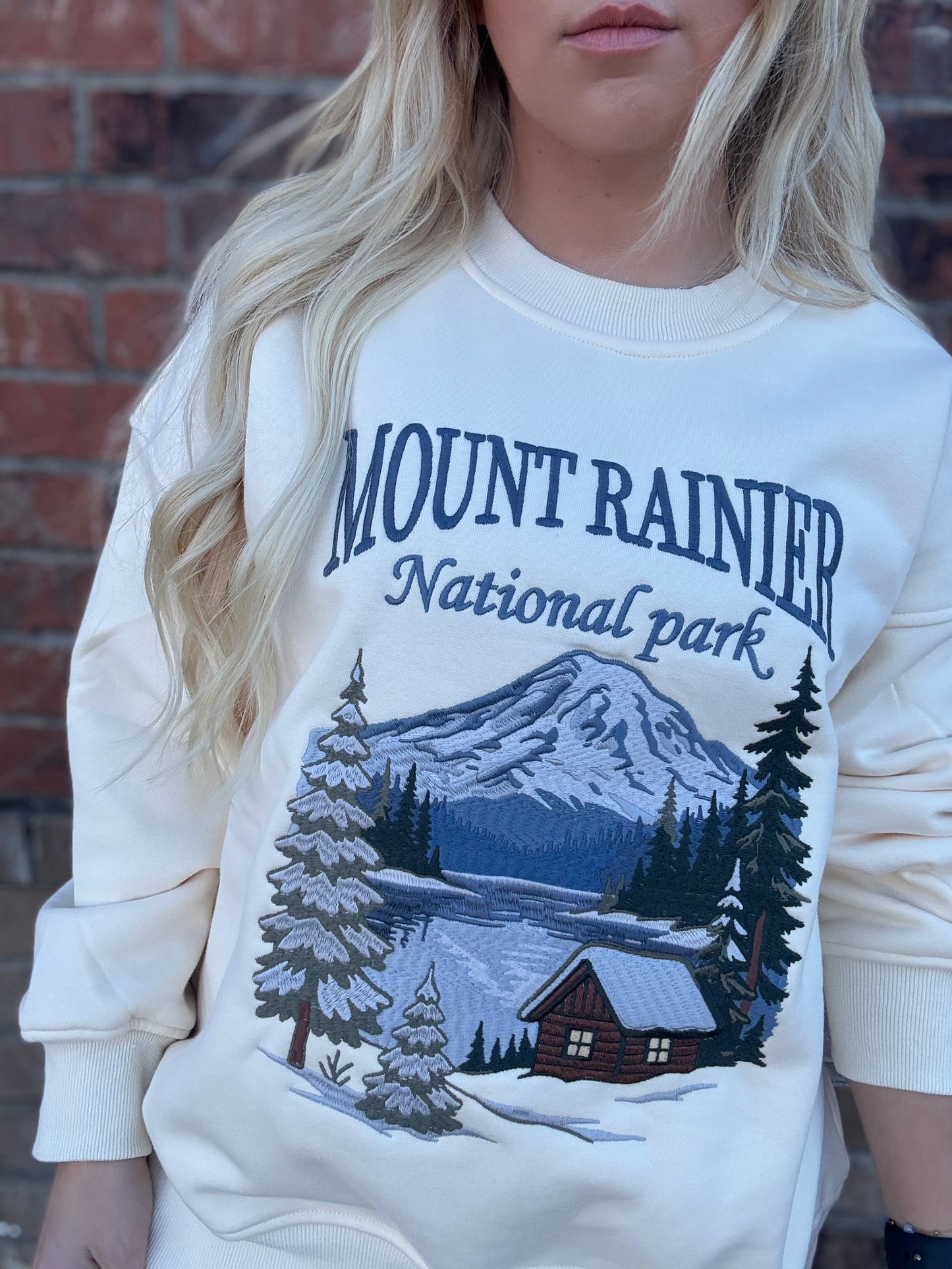 MOUNT RAINIER CABIN CREW